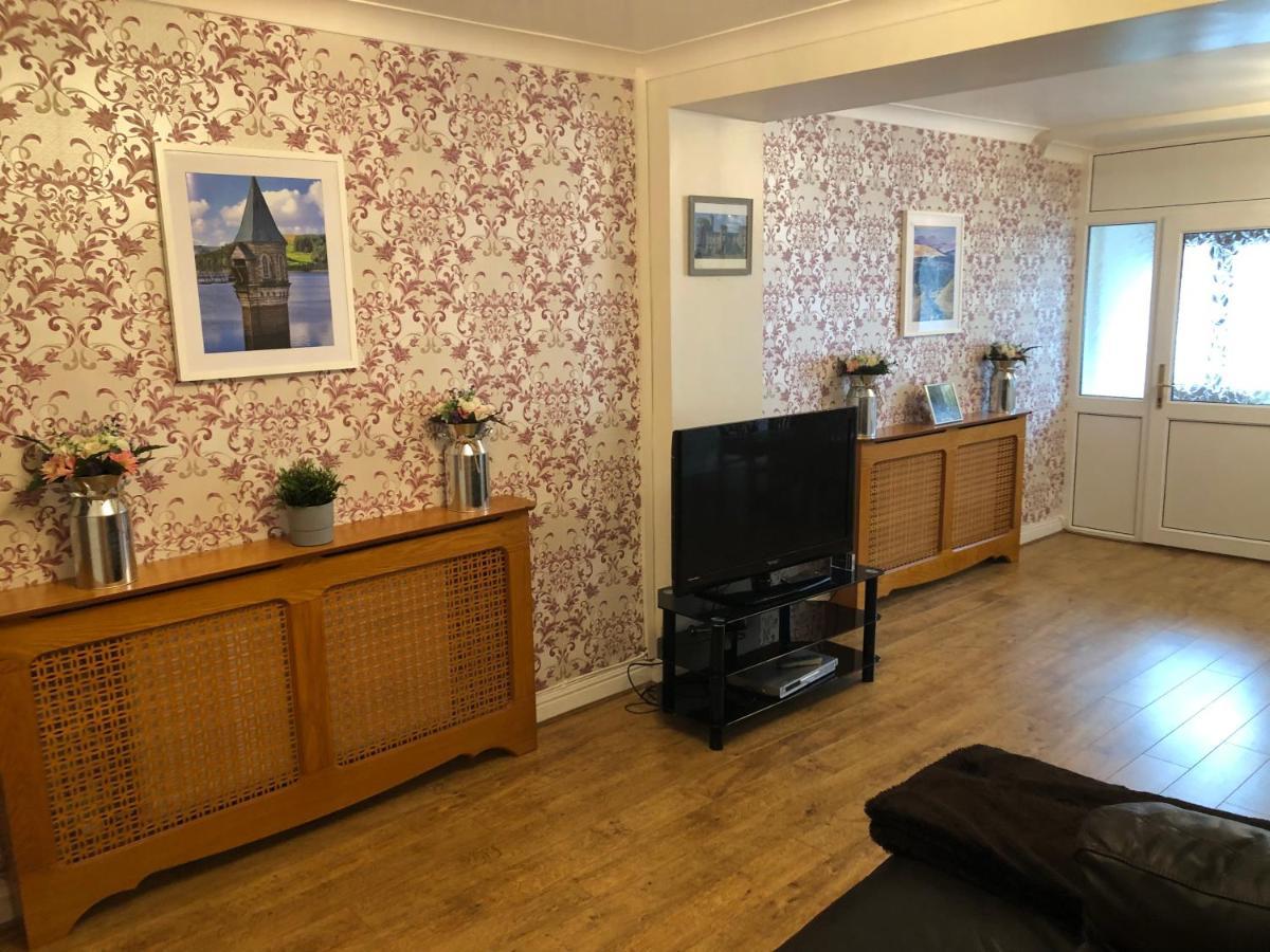S&Ks Villa Troed-y-rhiw Екстериор снимка