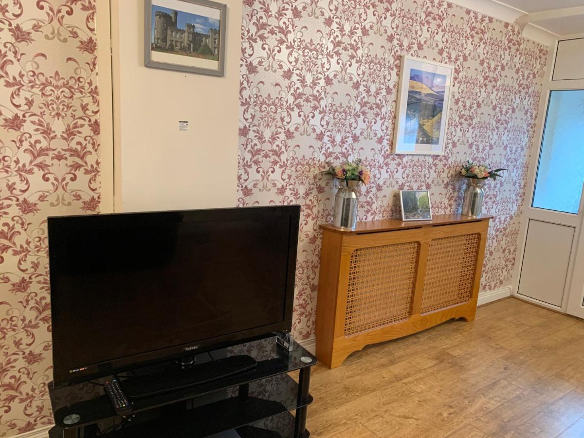 S&Ks Villa Troed-y-rhiw Екстериор снимка