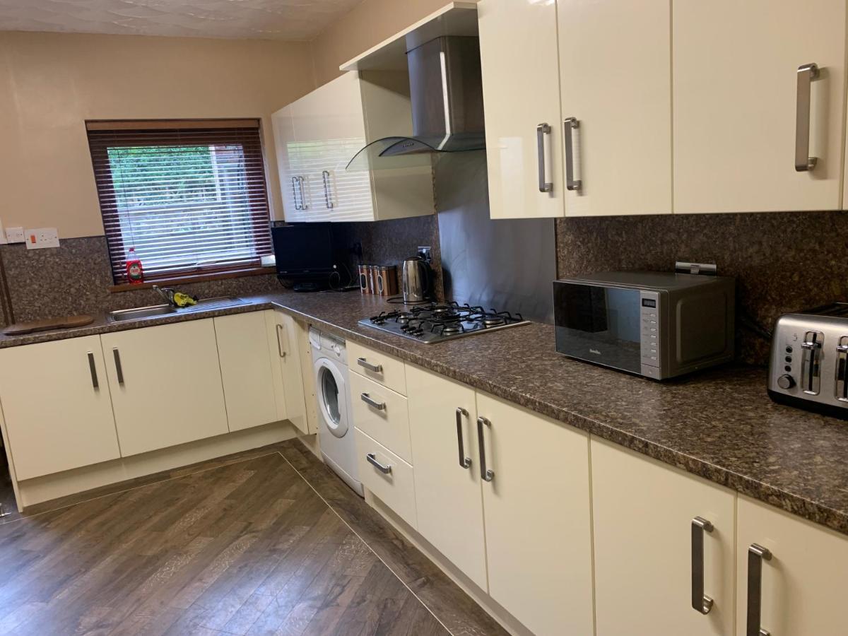 S&Ks Villa Troed-y-rhiw Екстериор снимка